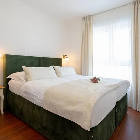 Luxury Ana Apartament *