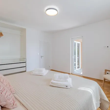 Luxury Ana Apartamento Podstrana